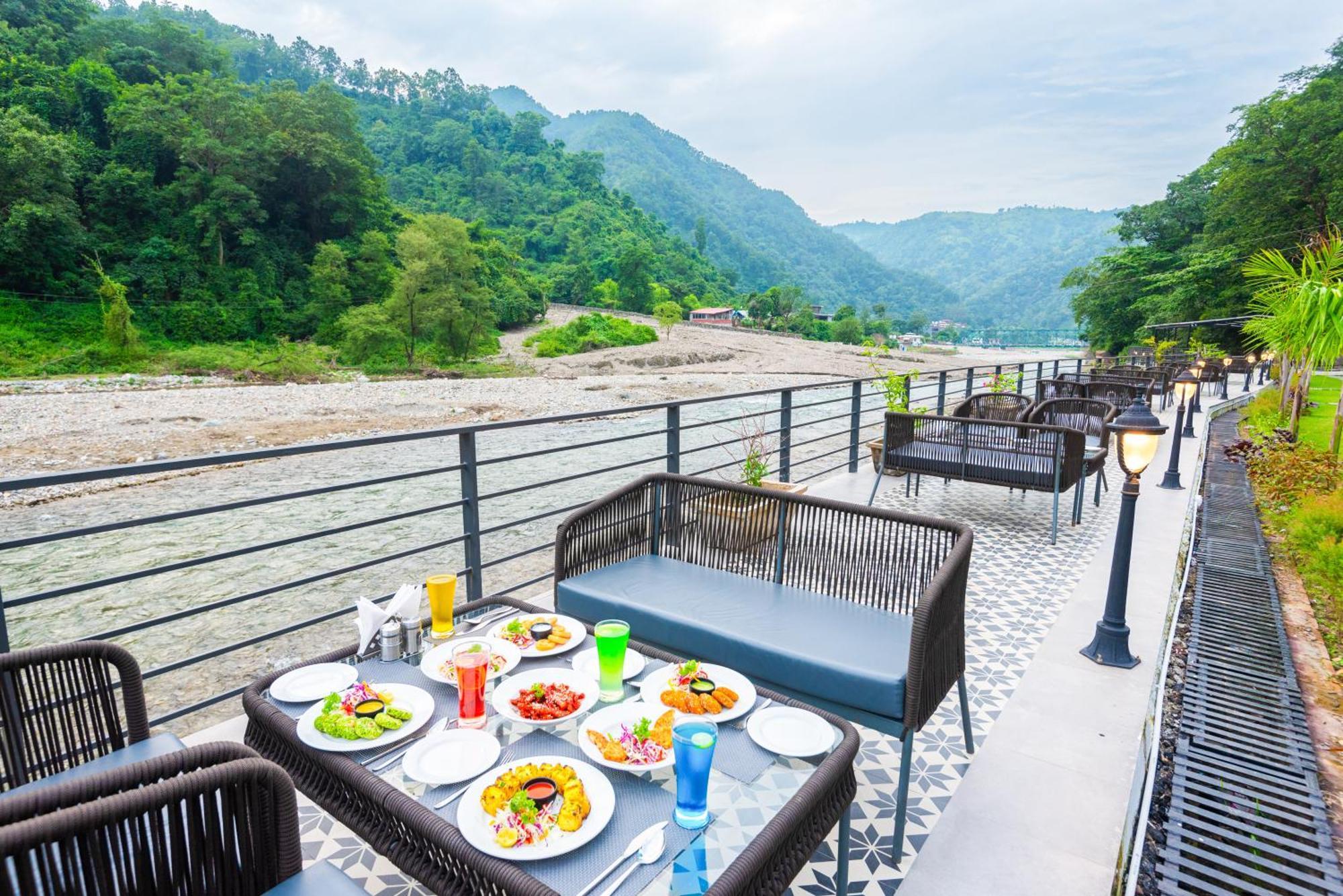 Dls Divine River Resort And Spa, Rishīkesh Exterior foto