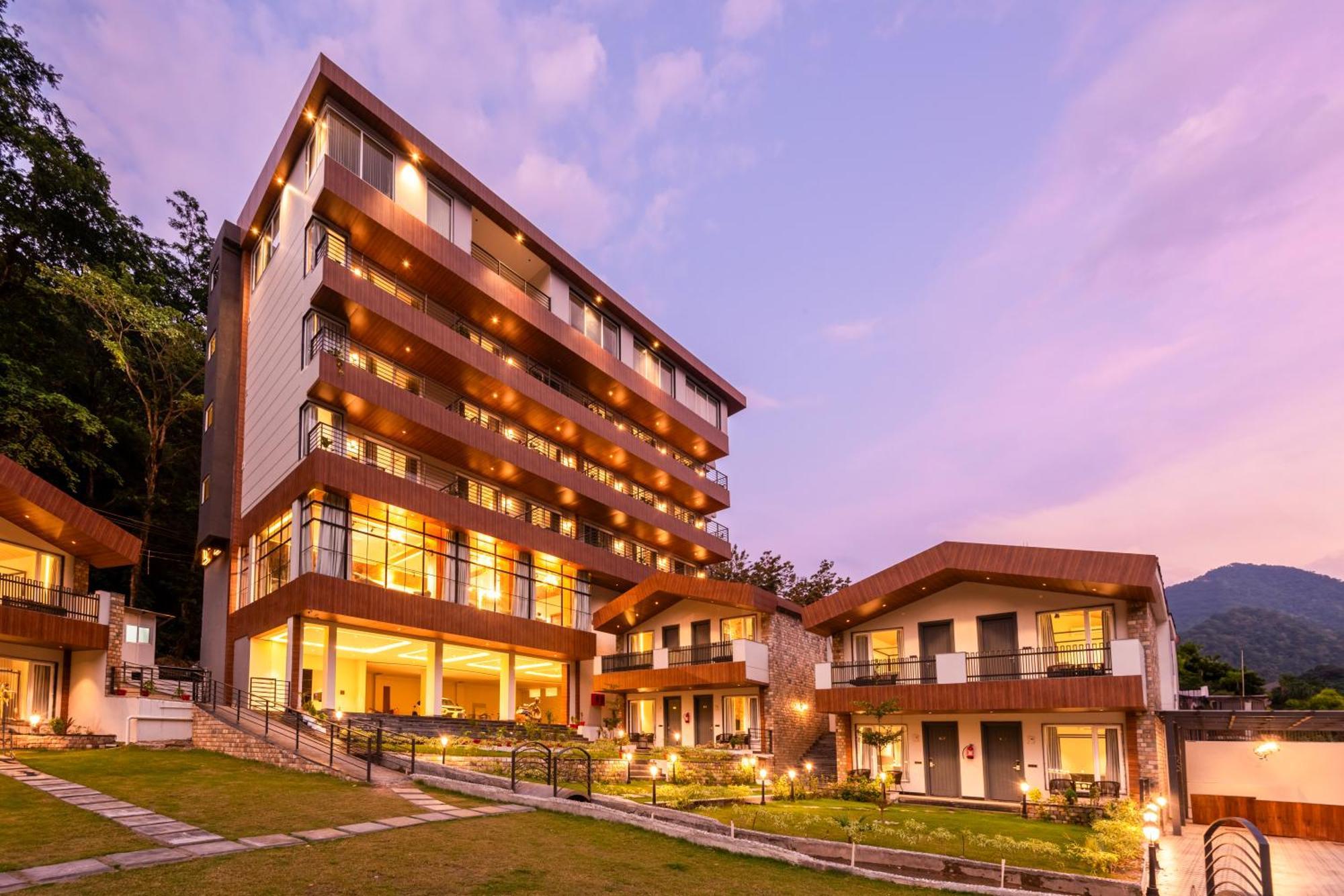 Dls Divine River Resort And Spa, Rishīkesh Exterior foto